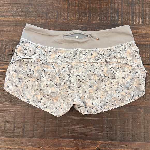 Lululemon Speed Shorts Original. - Picture 2 of 5